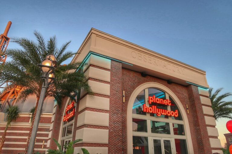 Planet Hollywood Reopens at Disney Springs! Review and Tour