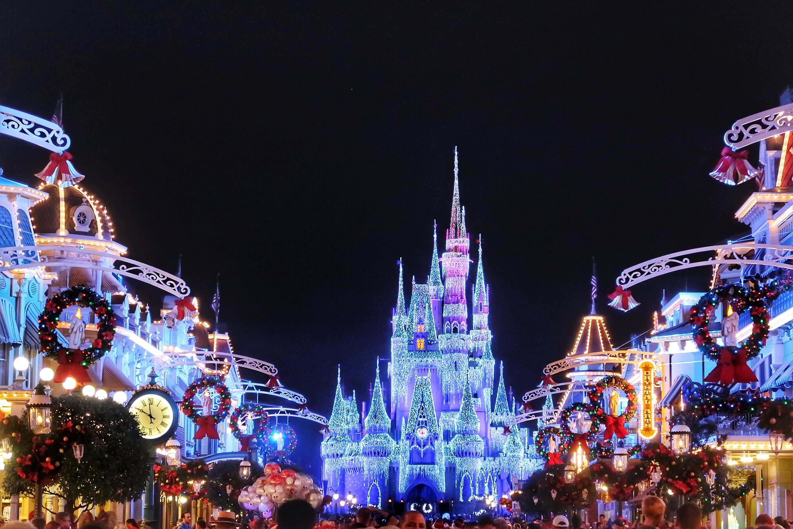 Visiting Disney World During the Holidays - Living By Disney